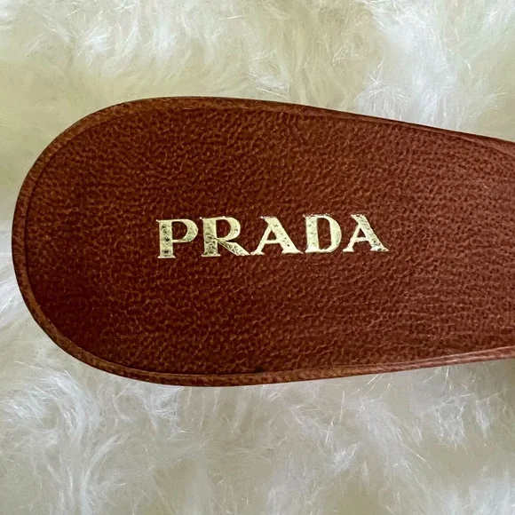 Prada Calzature Donna Wooden Buckle Slide Sandals - Size 40/US 9